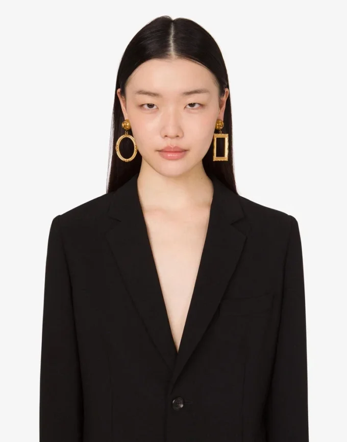 Boucles d&rsquo;oreilles en métal