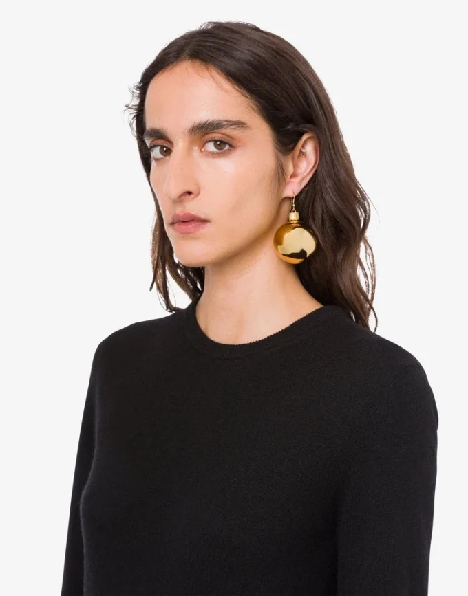 Boucles d&rsquo;oreilles pendantes en métal