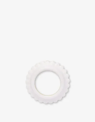 Bracelet en métal embossé