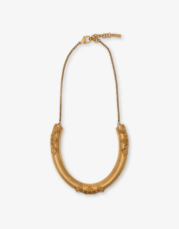 Collier en métal
