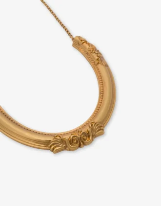 Collier en métal
