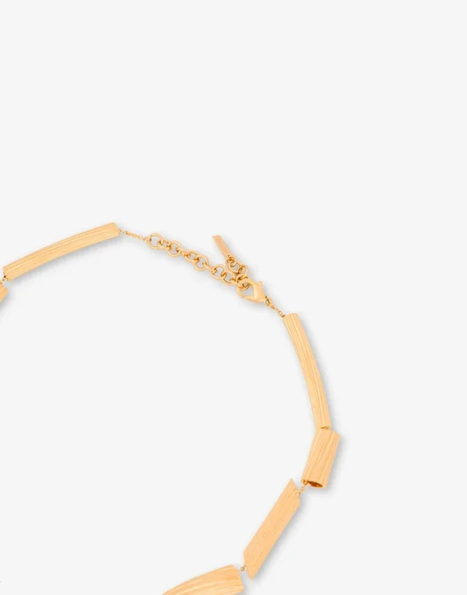 Collier ras-du-cou