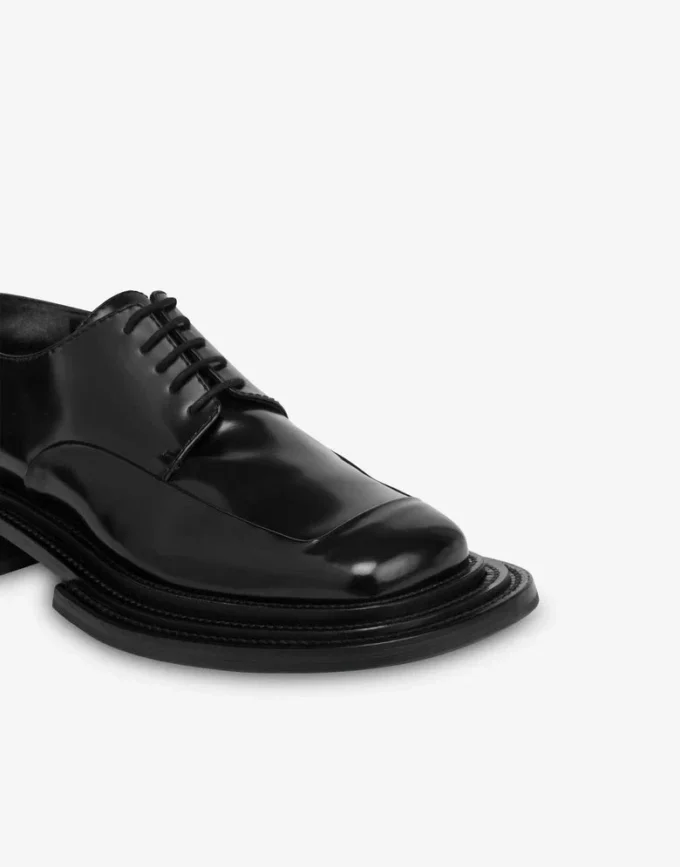 Derby en cuir de veau brillant
