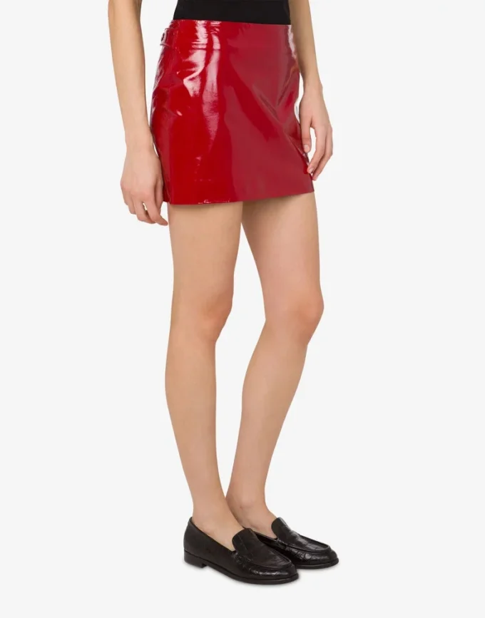 Mini-jupe en cuir verni Mini-jupe en cuir verni
