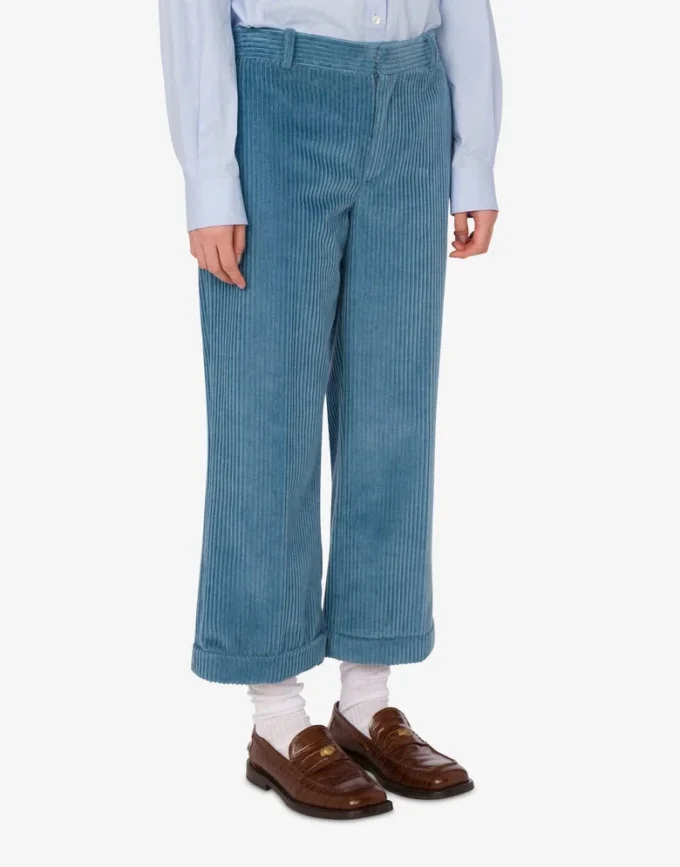 Pantalon court en velours côtelé Pantalon court en velours côtelé