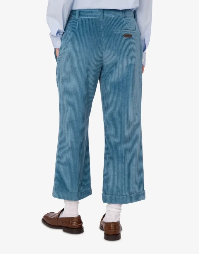 Pantalon court en velours côtelé Pantalon court en velours côtelé