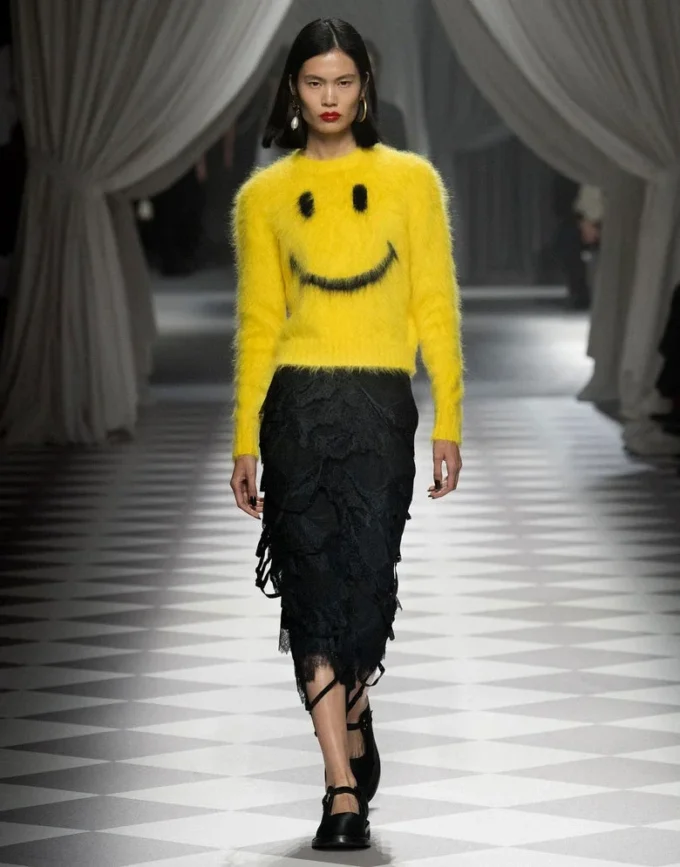 Pull en mohair brossé Smiley Pull en mohair brossé Smiley