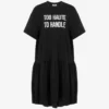 Robe en coton épais brodée