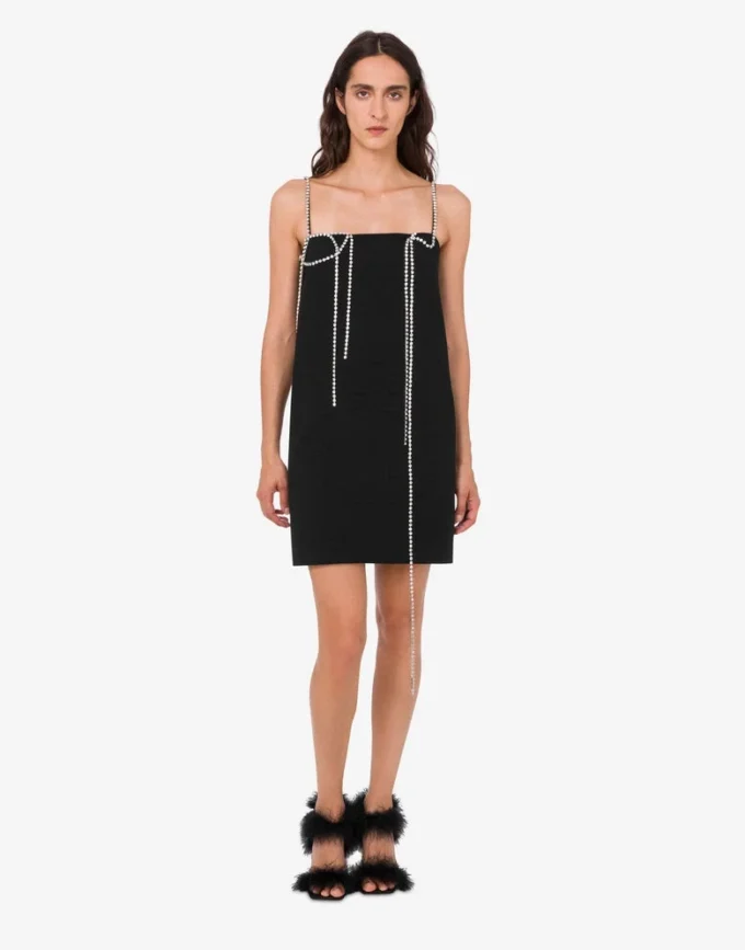 Robe en crêpe stretch embellie
