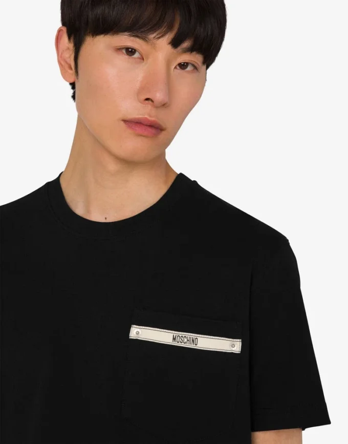 T-shirt en jersey de coton biologique brodé T-shirt en jersey de coton biologique brodé