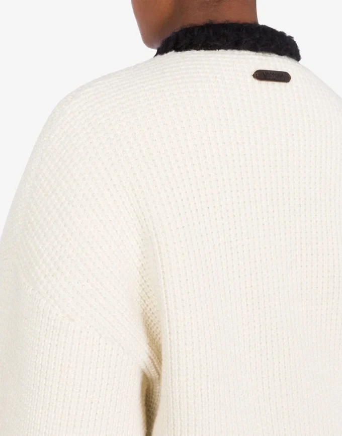 Veste courte en laine d’agneau ultra-fine Veste courte en laine d’agneau ultra-fine