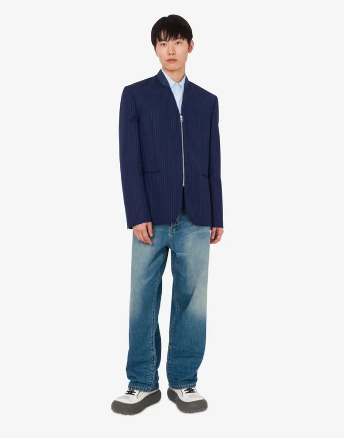 Veste en laine à fines rayures teinte dans la masse Veste en laine à fines rayures teinte dans la masse